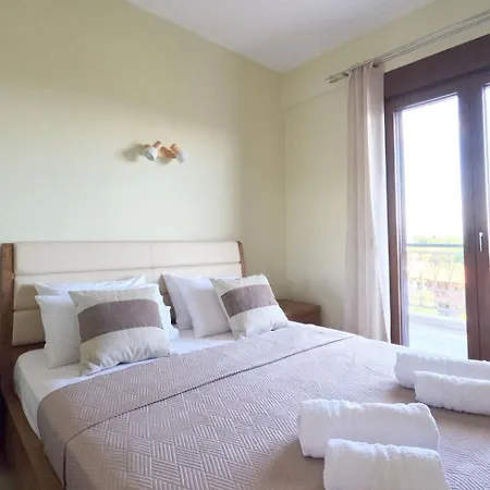 Gem Of Diaporos Apartment